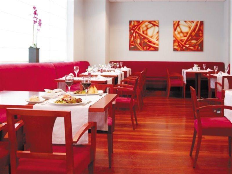 Hesperia Vigo Hotel Restaurant photo
